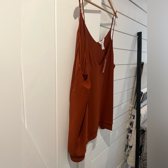 New with tags Addition Elle Camisole - Picture 4 of 4